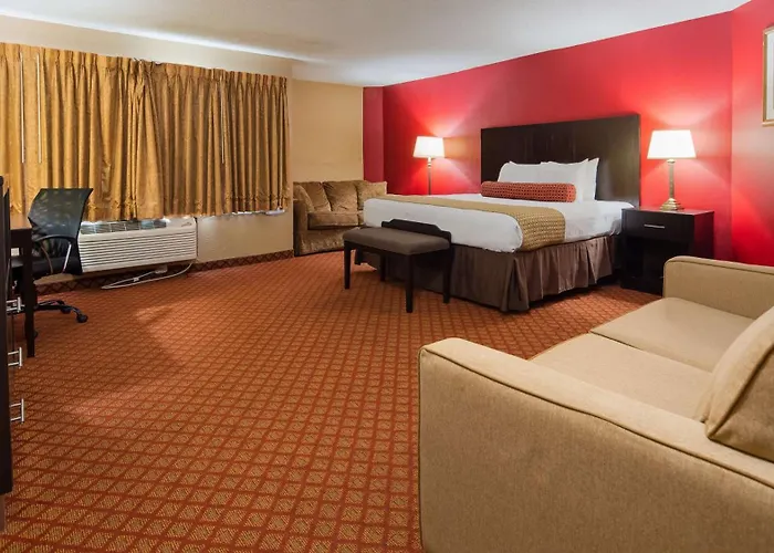 Broadway Inn & Suites