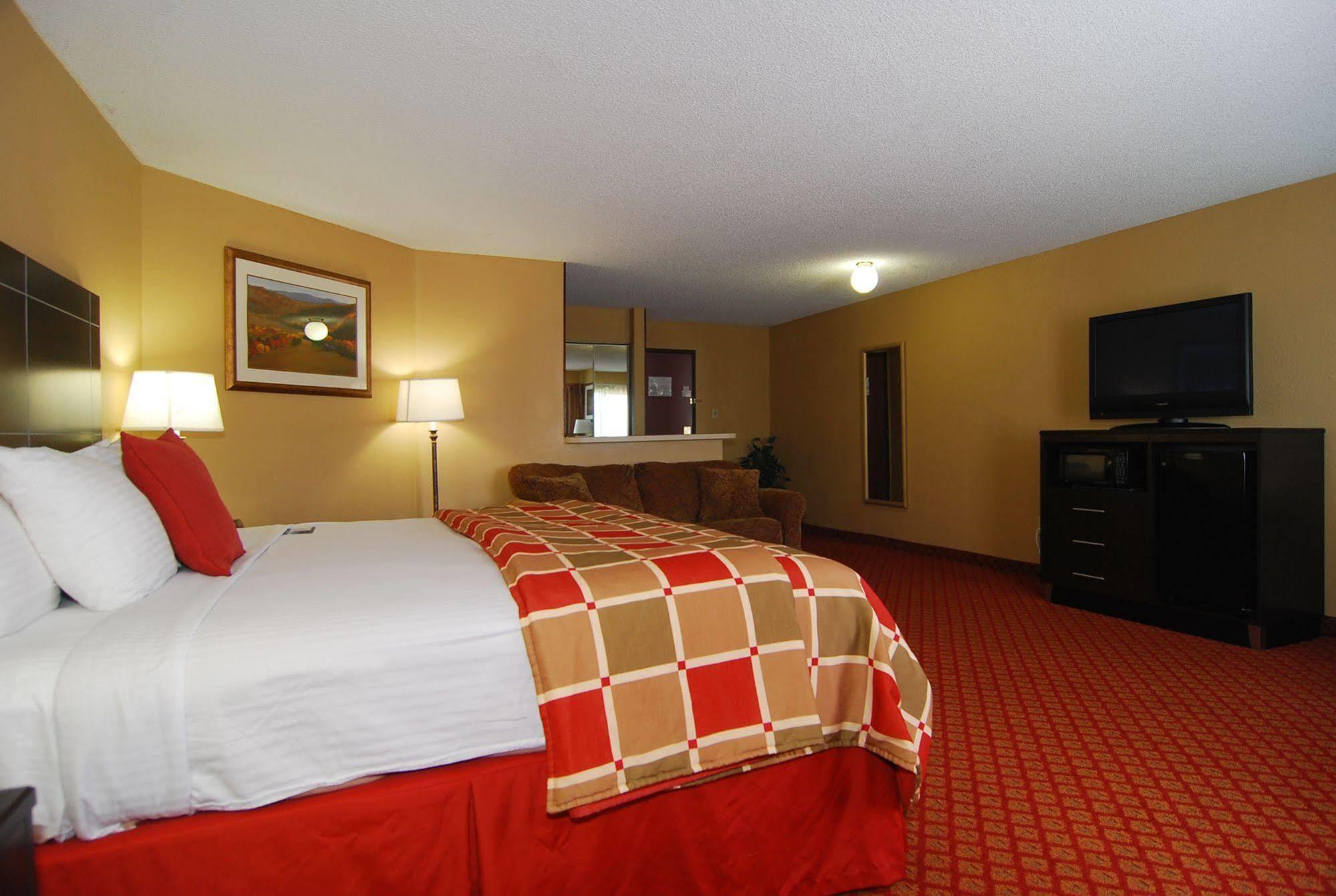 Broadway & Hotel 3*
