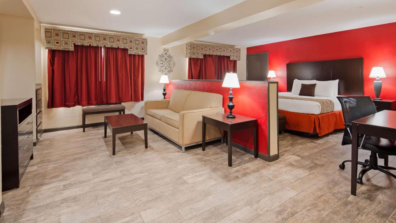 Hotel Broadway &